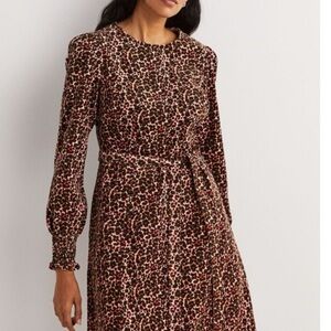 Boden smocked cuff corduroy dress - animal print long sleeve, size 6